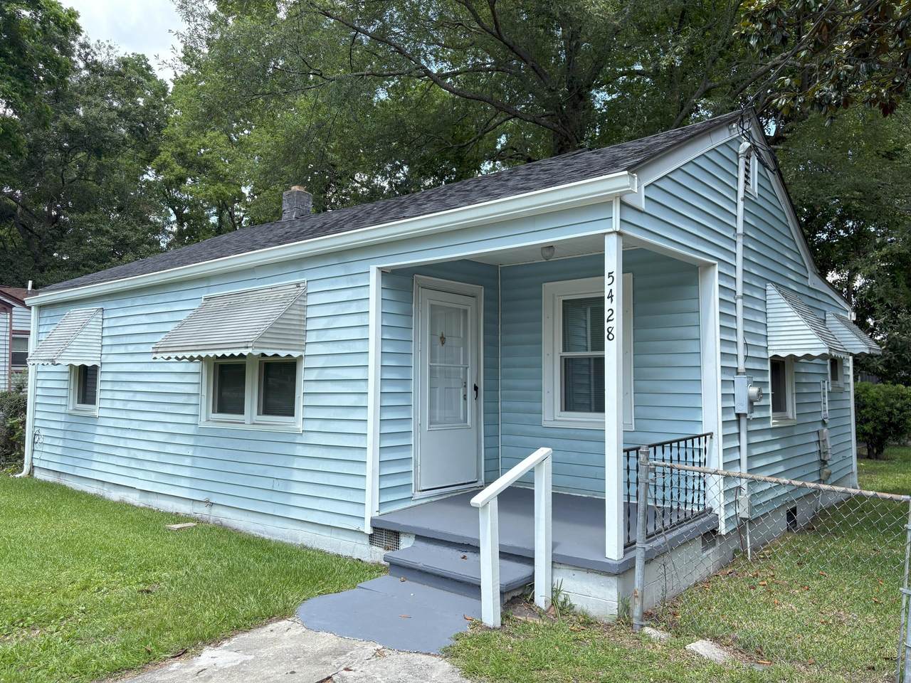 5428 Crown Avenue - Photo 1