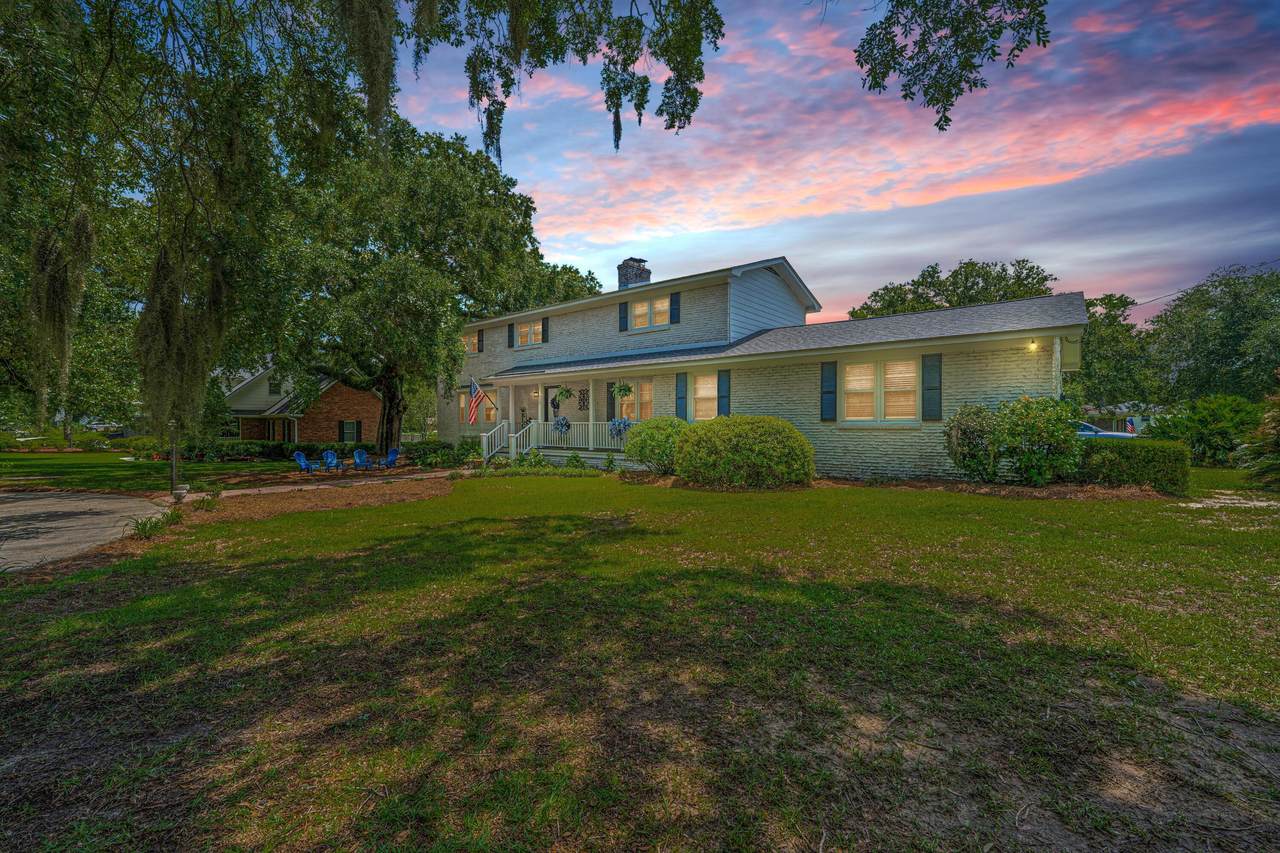 113 The Oaks Avenue - Photo 1