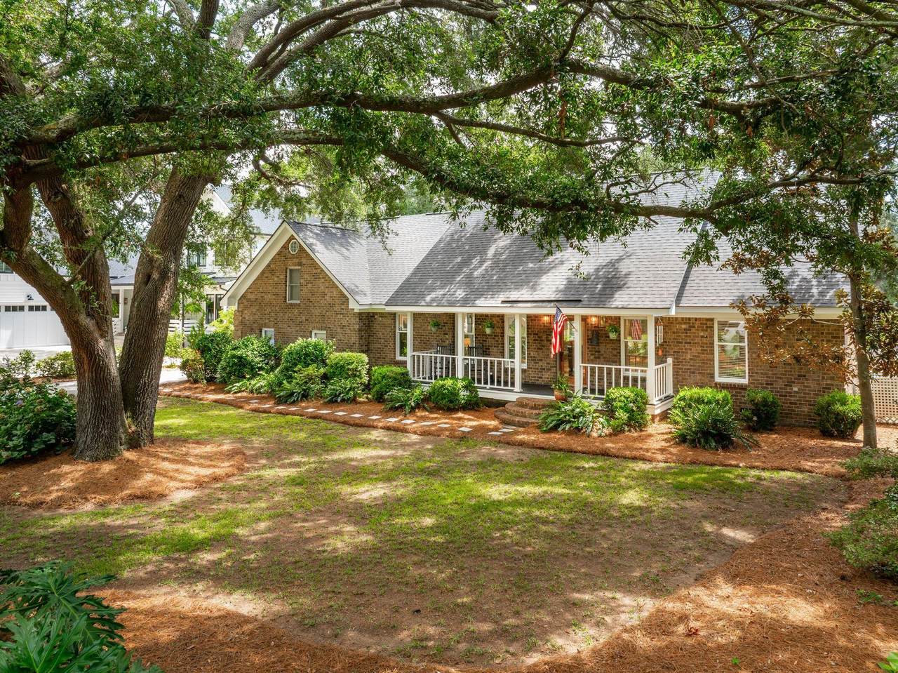 https://bt-photos.global.ssl.fastly.net/charleston/1280_boomver_1_25019936-2.jpg