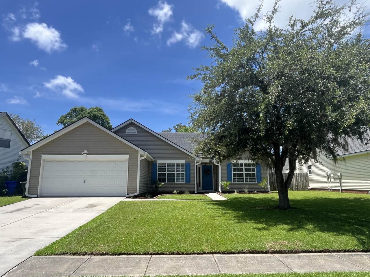 513 Hainesworth Drive - Photo 1