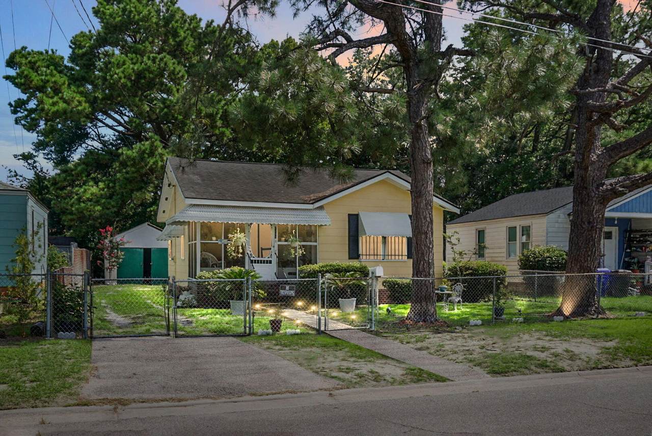2203 Suffolk Street - Photo 1