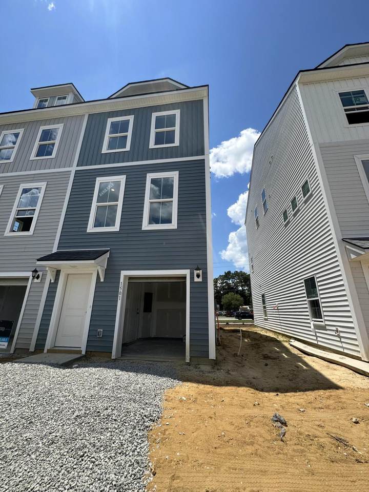 4633 Forrest Hills Drive - Photo 1