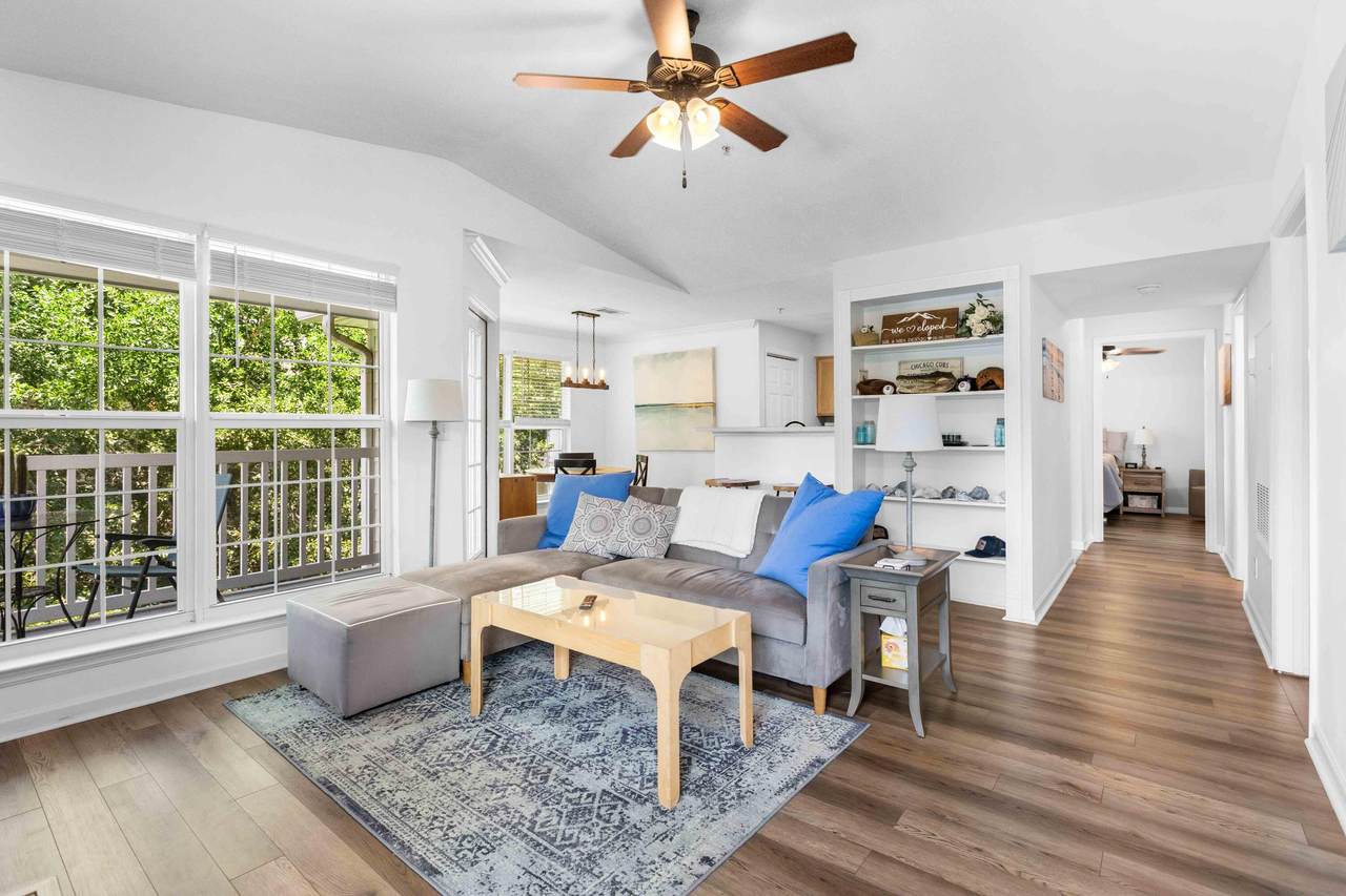 700 Daniel Ellis Drive - Photo 1