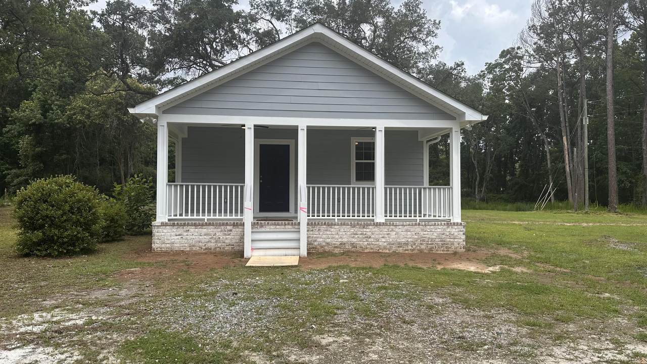 142 Sass Drive - Photo 1