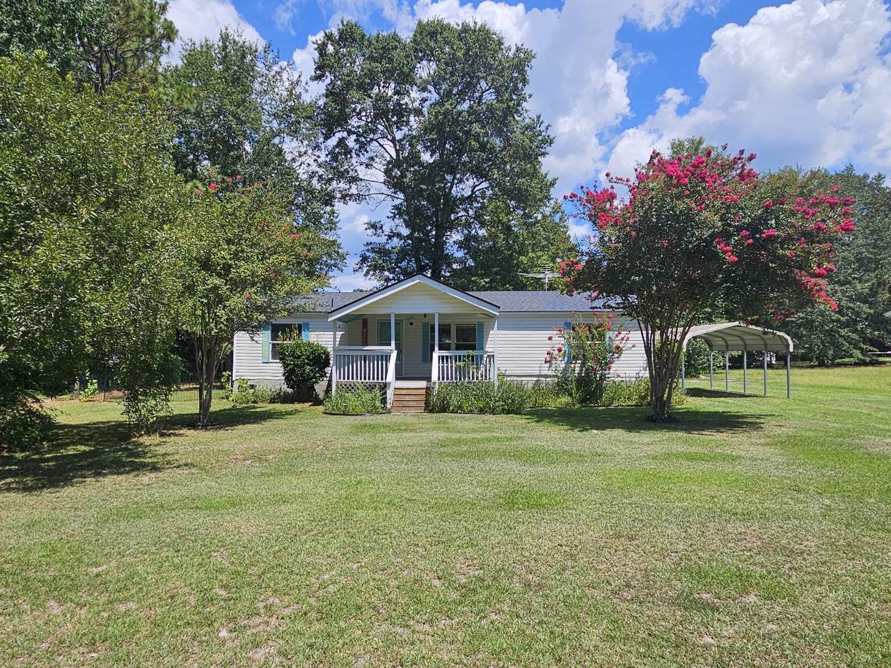 1075 Mockingbird Lane - Photo 1