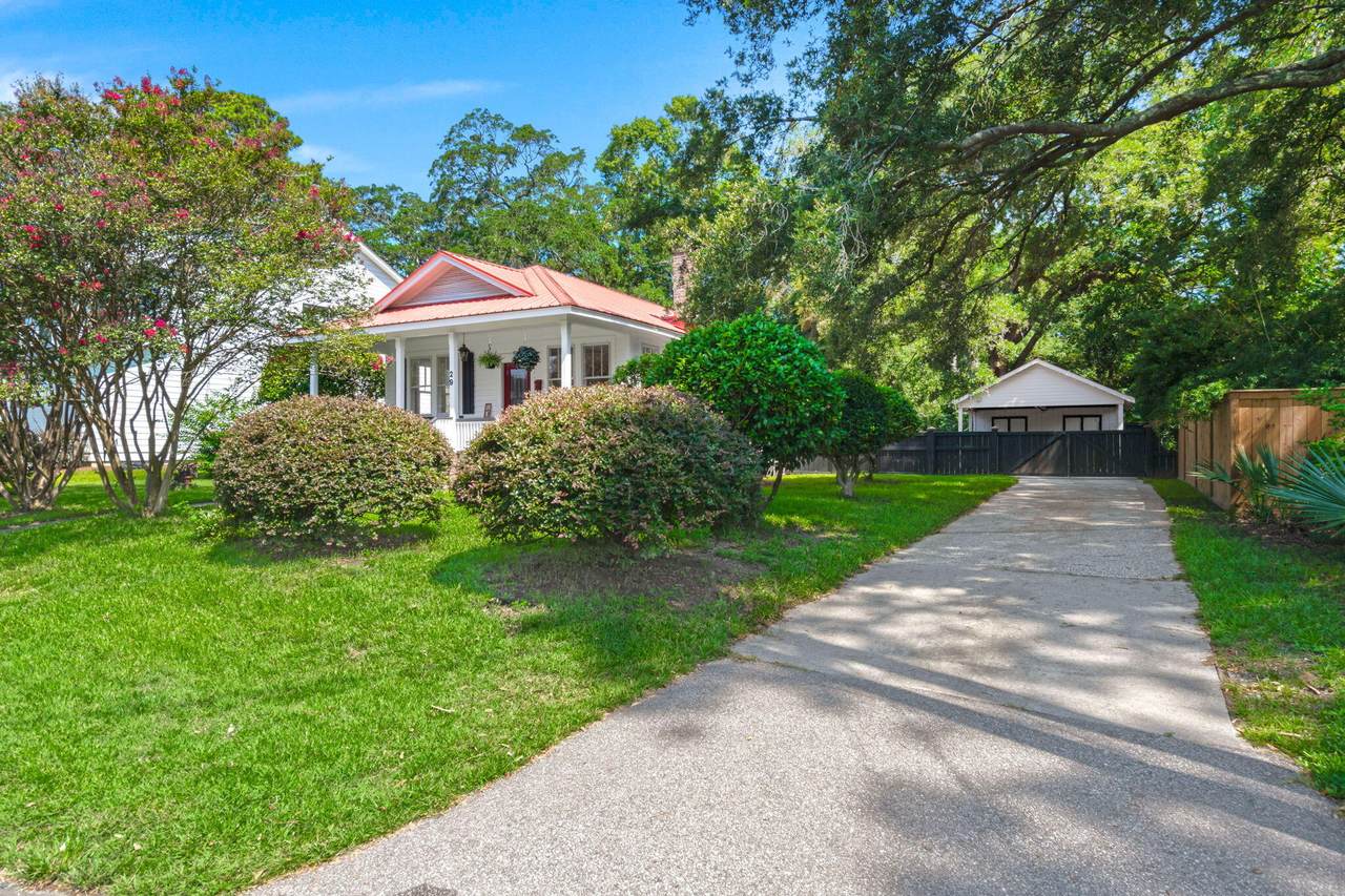 https://bt-photos.global.ssl.fastly.net/charleston/1280_boomver_1_25021107-2.jpg