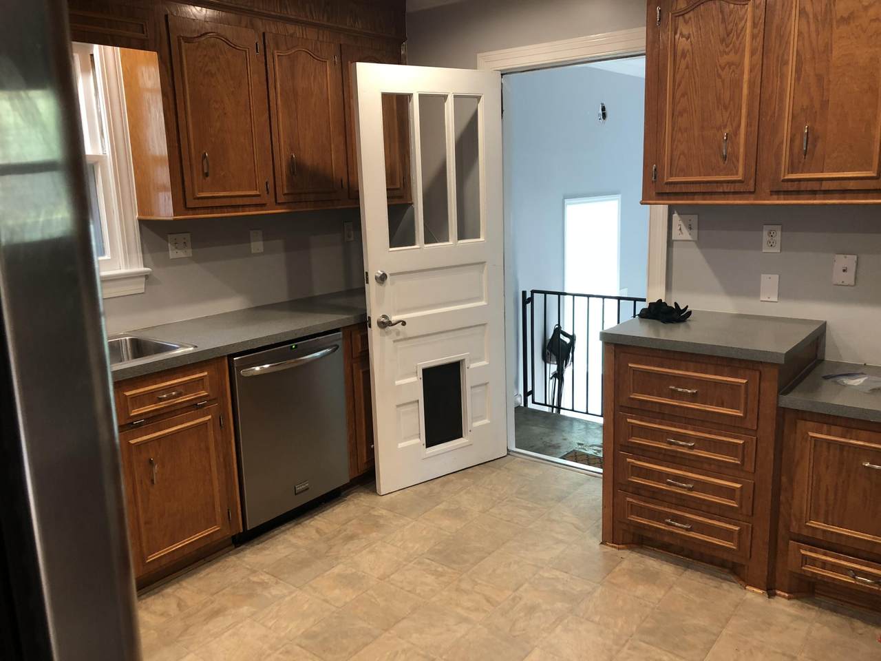 5111 Parkside Drive - Photo 1