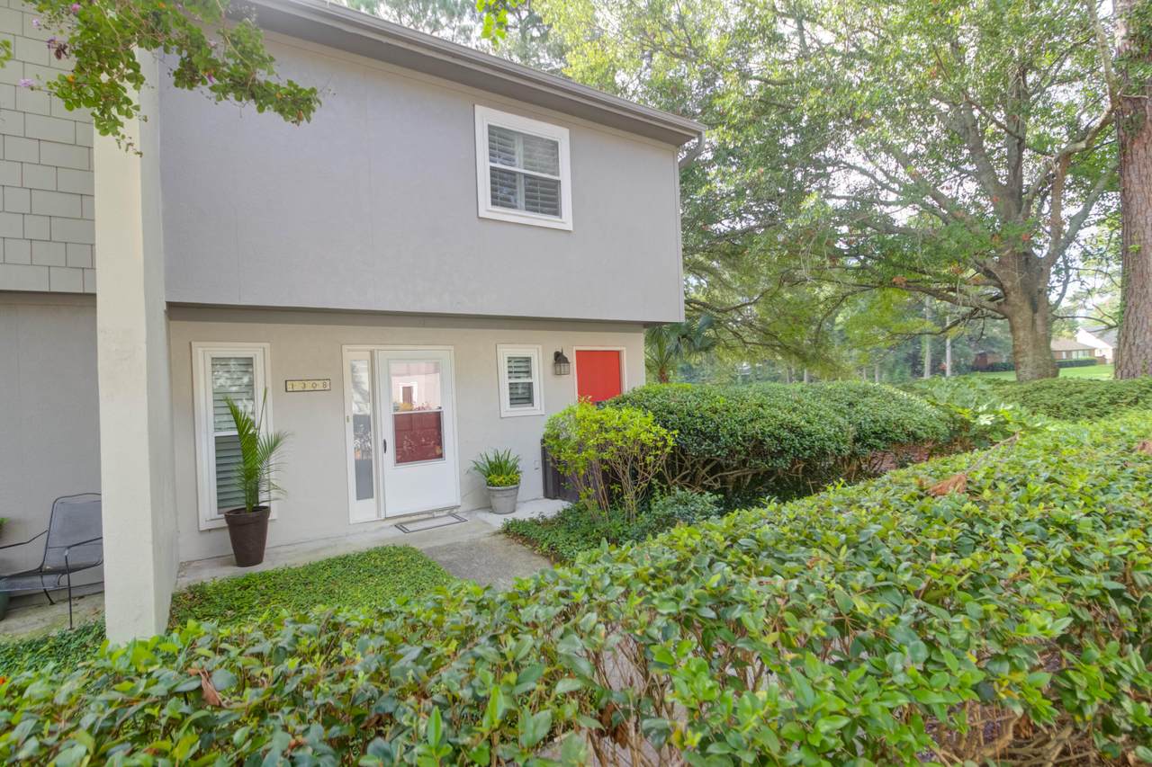 1308 Ventura Place - Photo 1