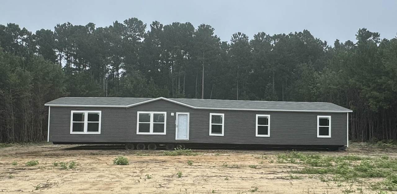 852 Devine Way - Photo 1