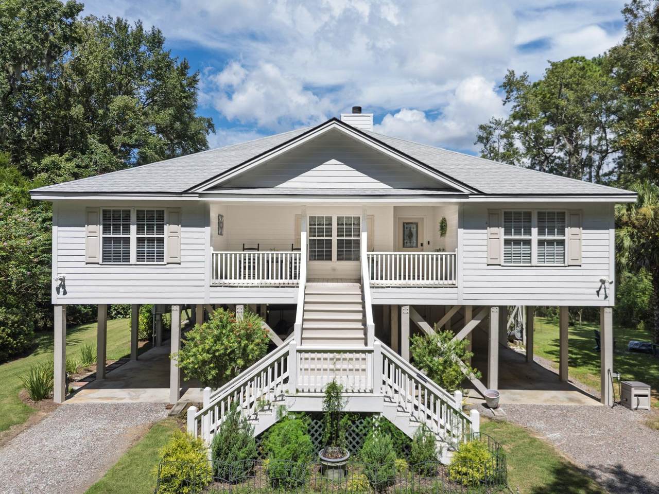 8346 Chisolm Plantation Road - Photo 1