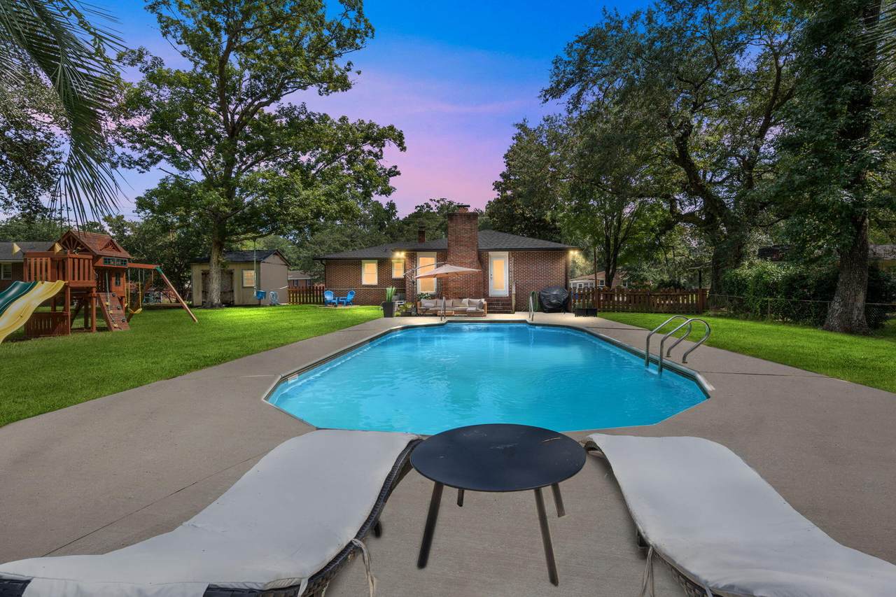 2167 Glendale Drive - Photo 1