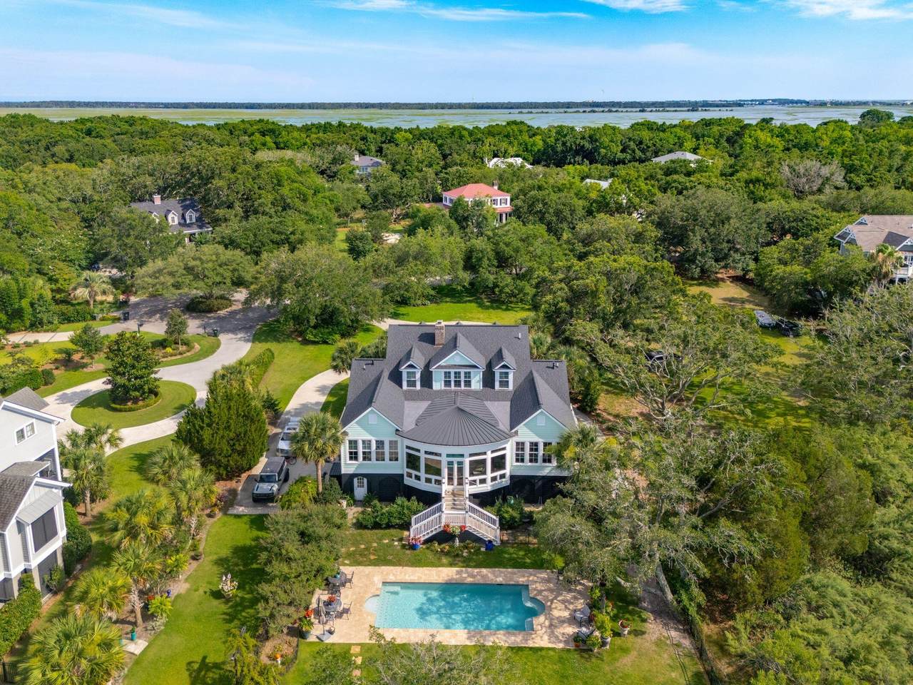 https://bt-photos.global.ssl.fastly.net/charleston/1280_boomver_1_25023874-2.jpg