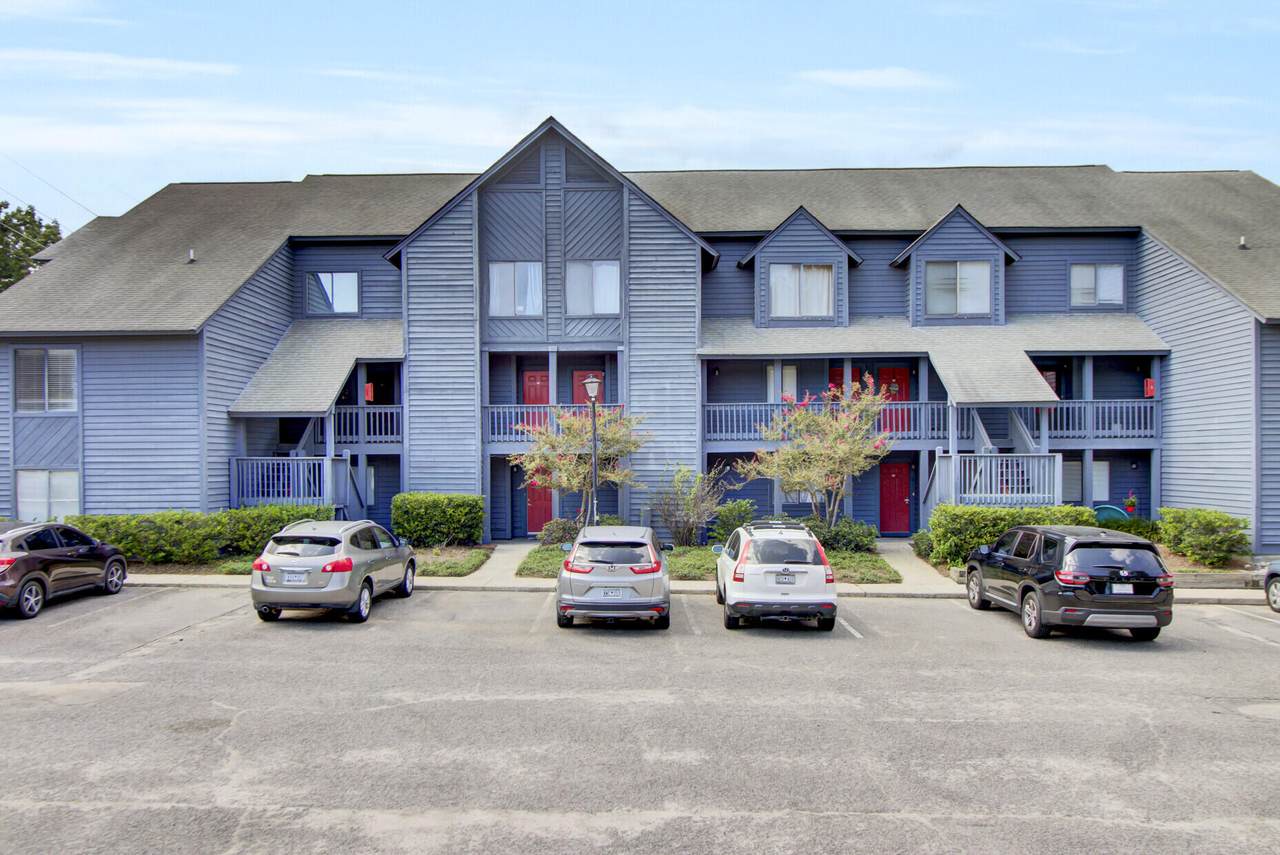 1530 Fort Johnson Road - Photo 1