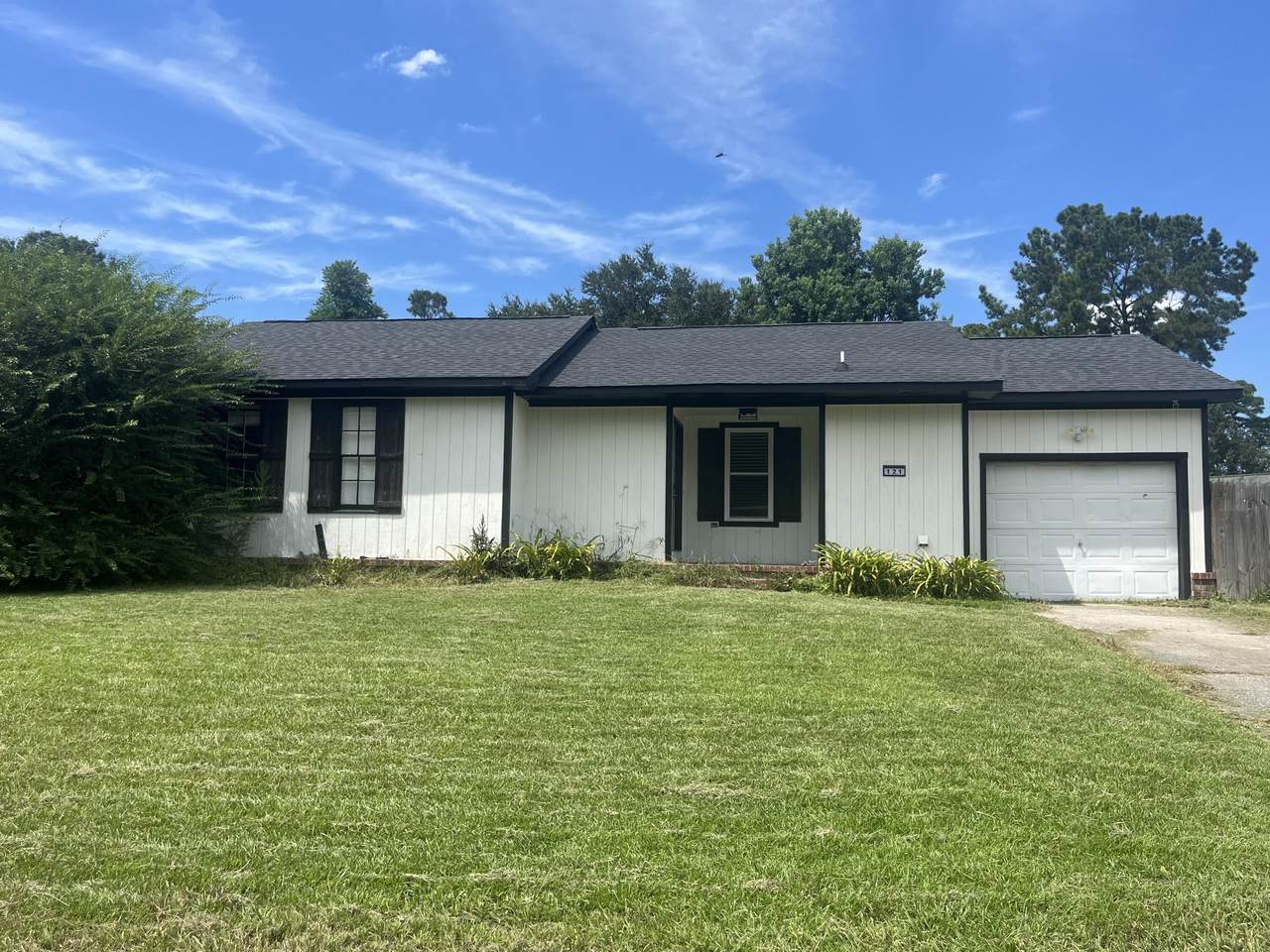 121 Heather Drive - Photo 1