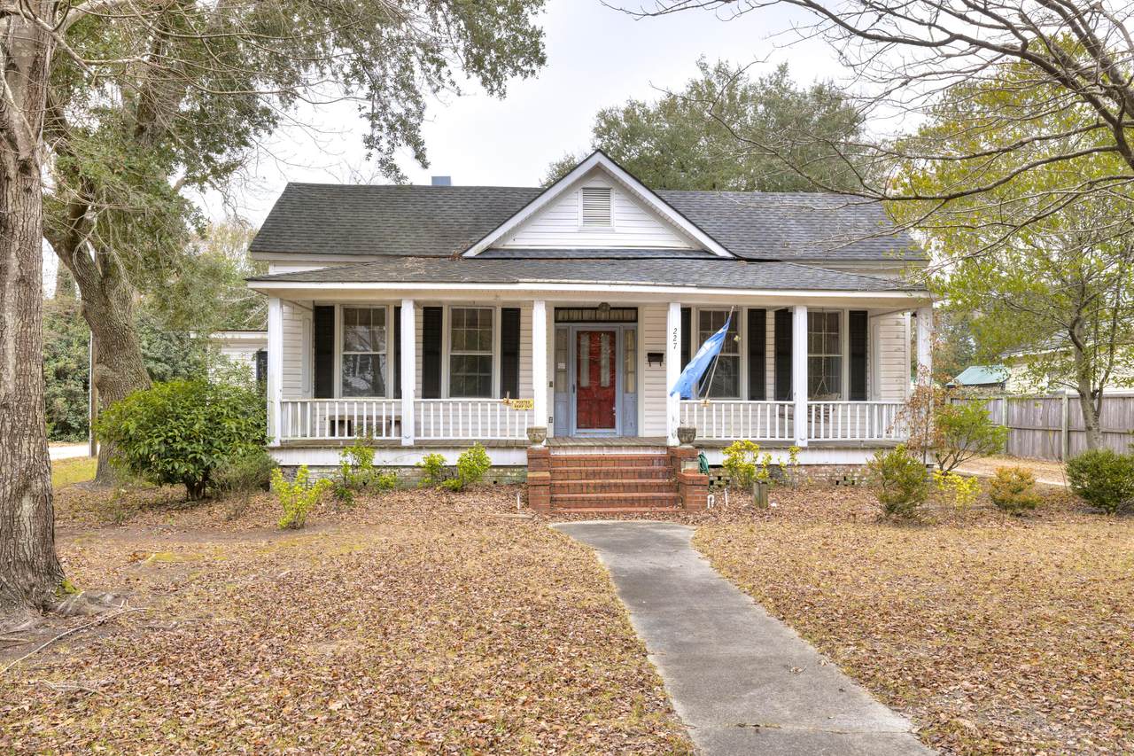 227 Church Street - Photo 1