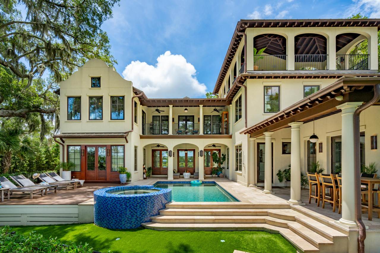 134 3rd Avenue - Photo 1