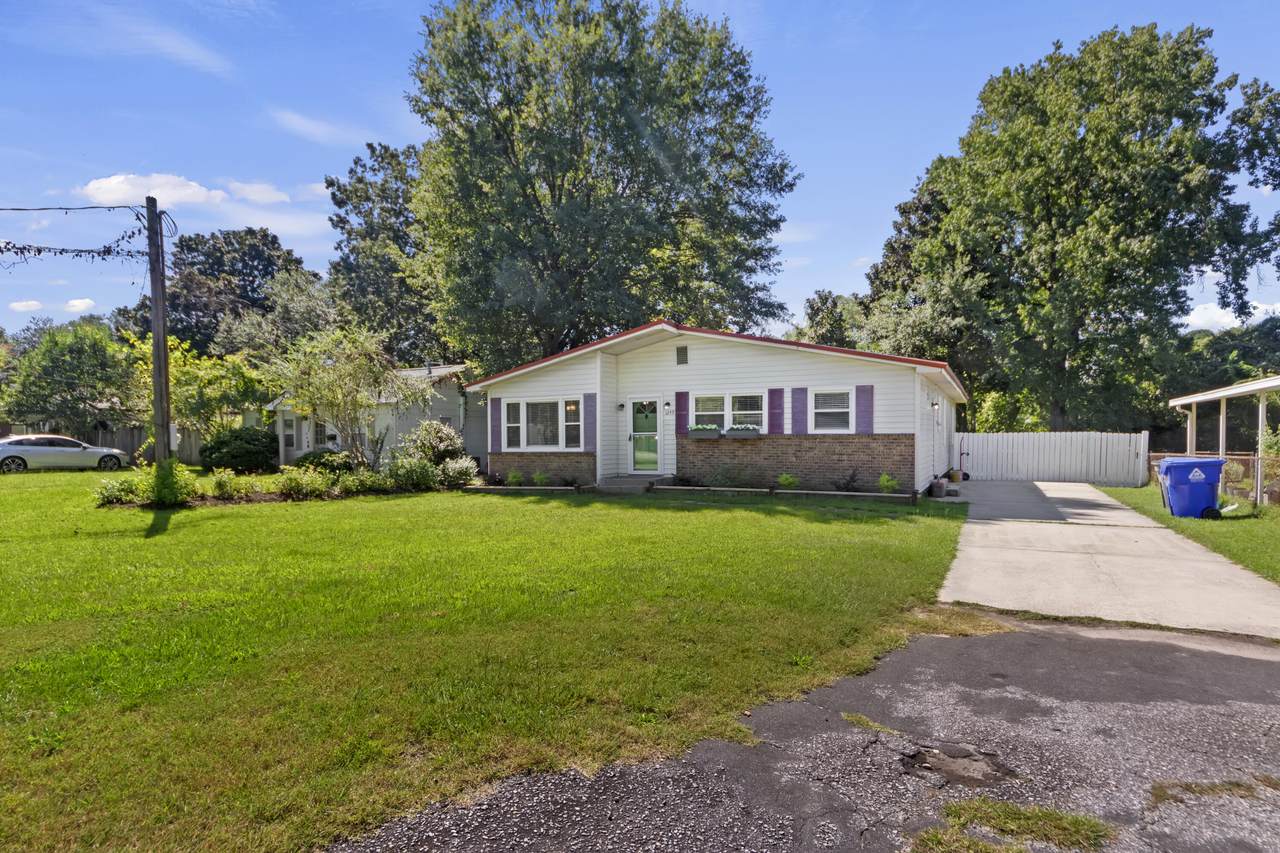 1249 Maxwell Street - Photo 1