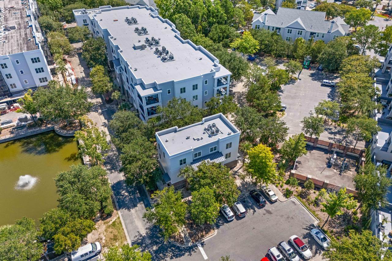 200 River Landing Drive - Photo 1