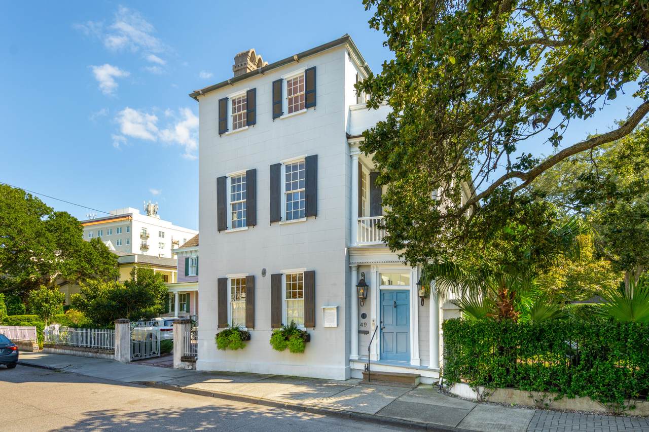 49 Battery Street - Photo 1