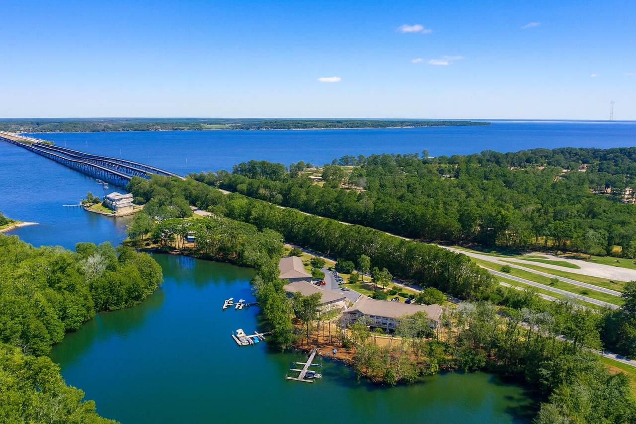 143 Ballard Lane - Photo 1