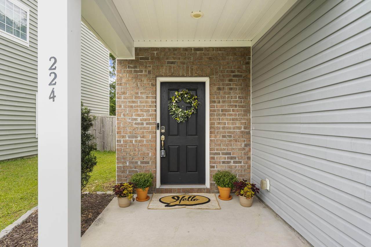 https://bt-photos.global.ssl.fastly.net/charleston/1280_boomver_1_25025102-2.jpg