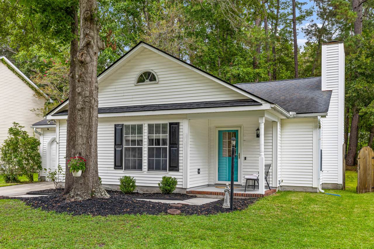 322 Damascus Drive - Photo 1