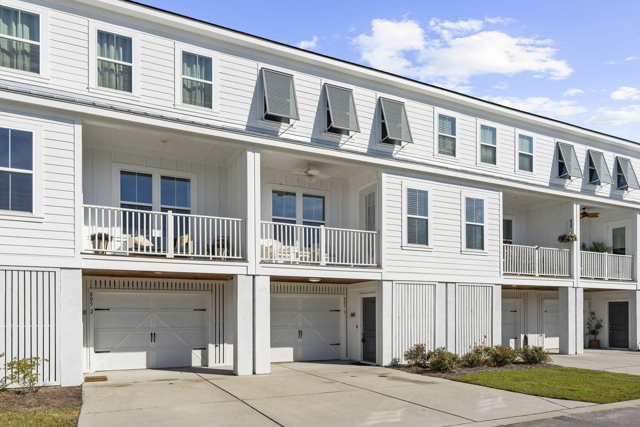 805 Kings Oak Court - Photo 1