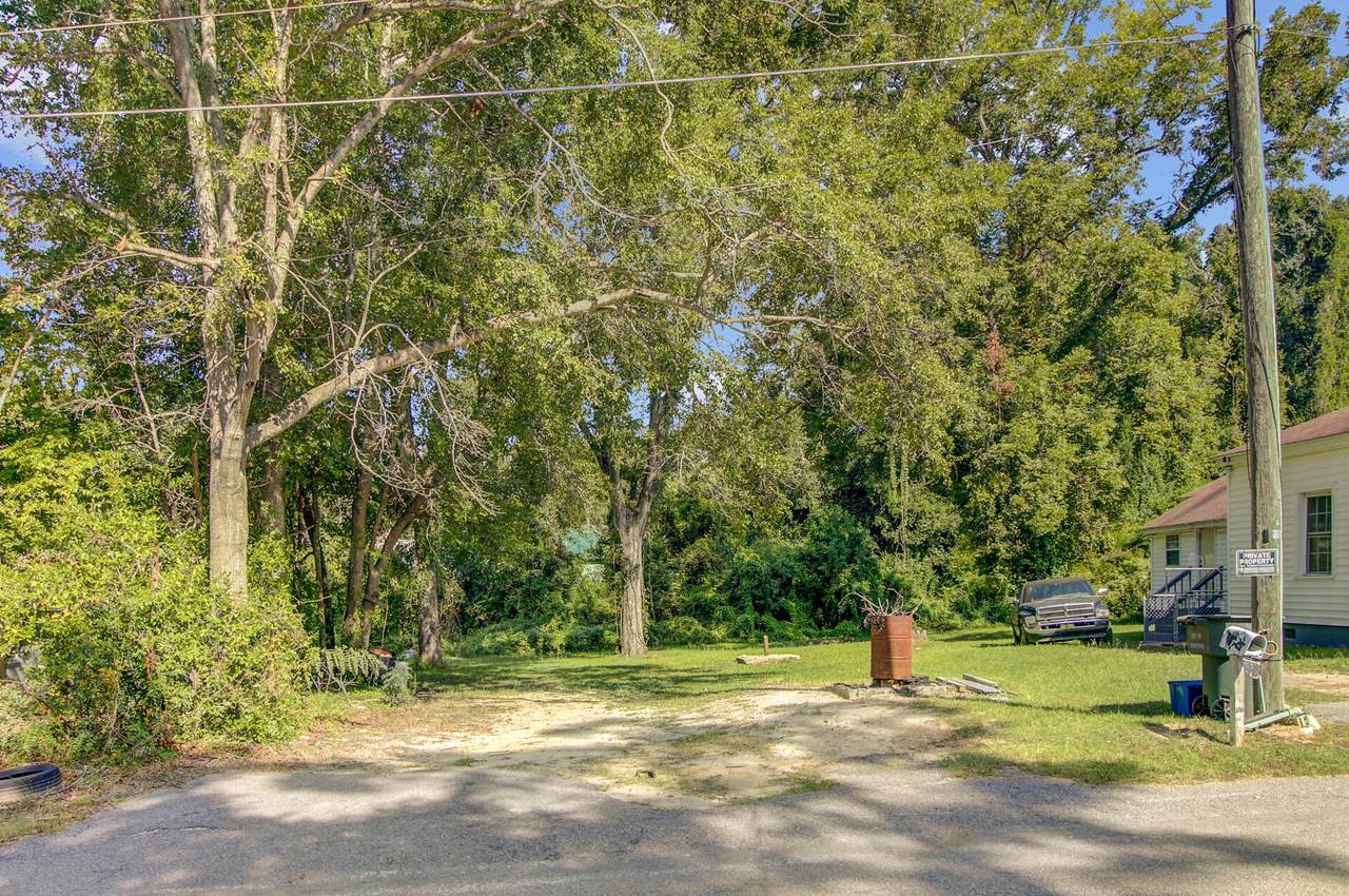 475 Scott Street - Photo 1