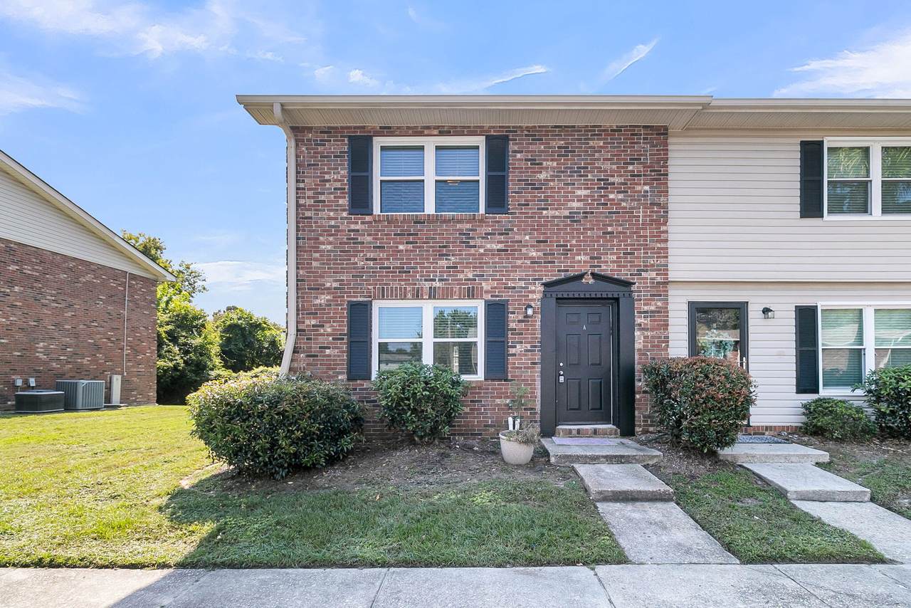 415 Parkdale Drive - Photo 1