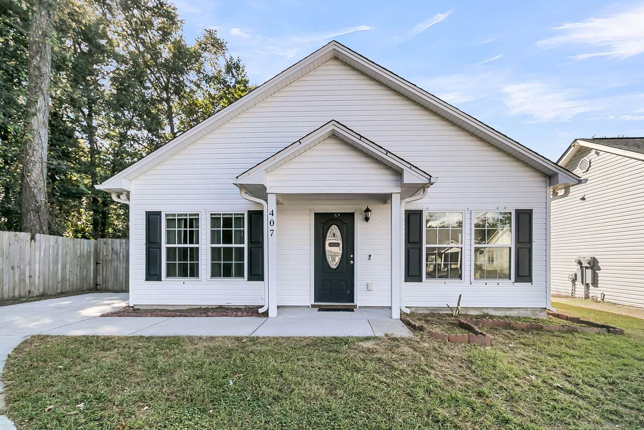 407 Jenna Lane - Photo 1