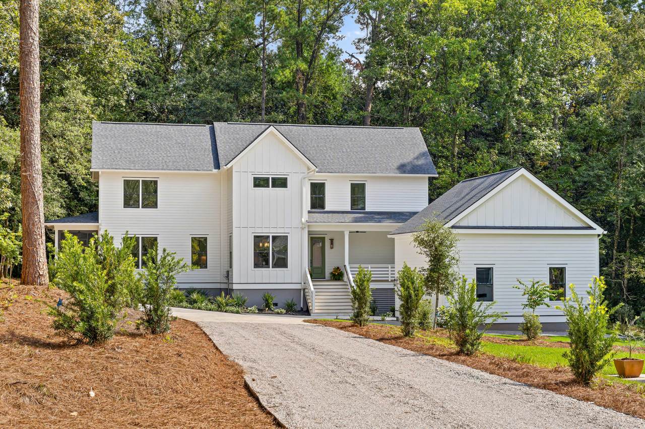 215 Marion Avenue - Photo 1