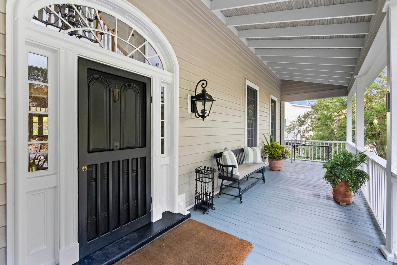 https://bt-photos.global.ssl.fastly.net/charleston/1280_boomver_1_25026197-2.jpg