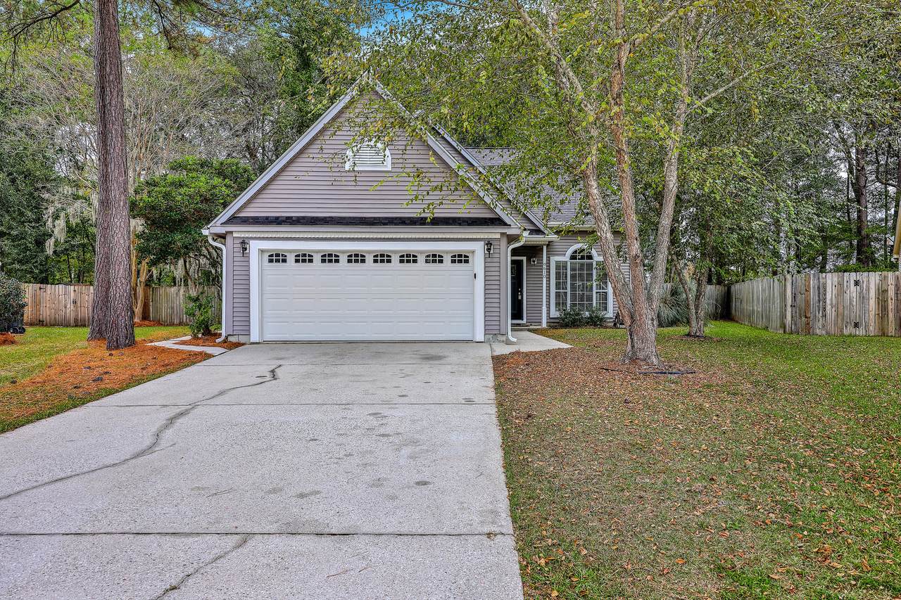 8610 Heatherglen Court - Photo 1