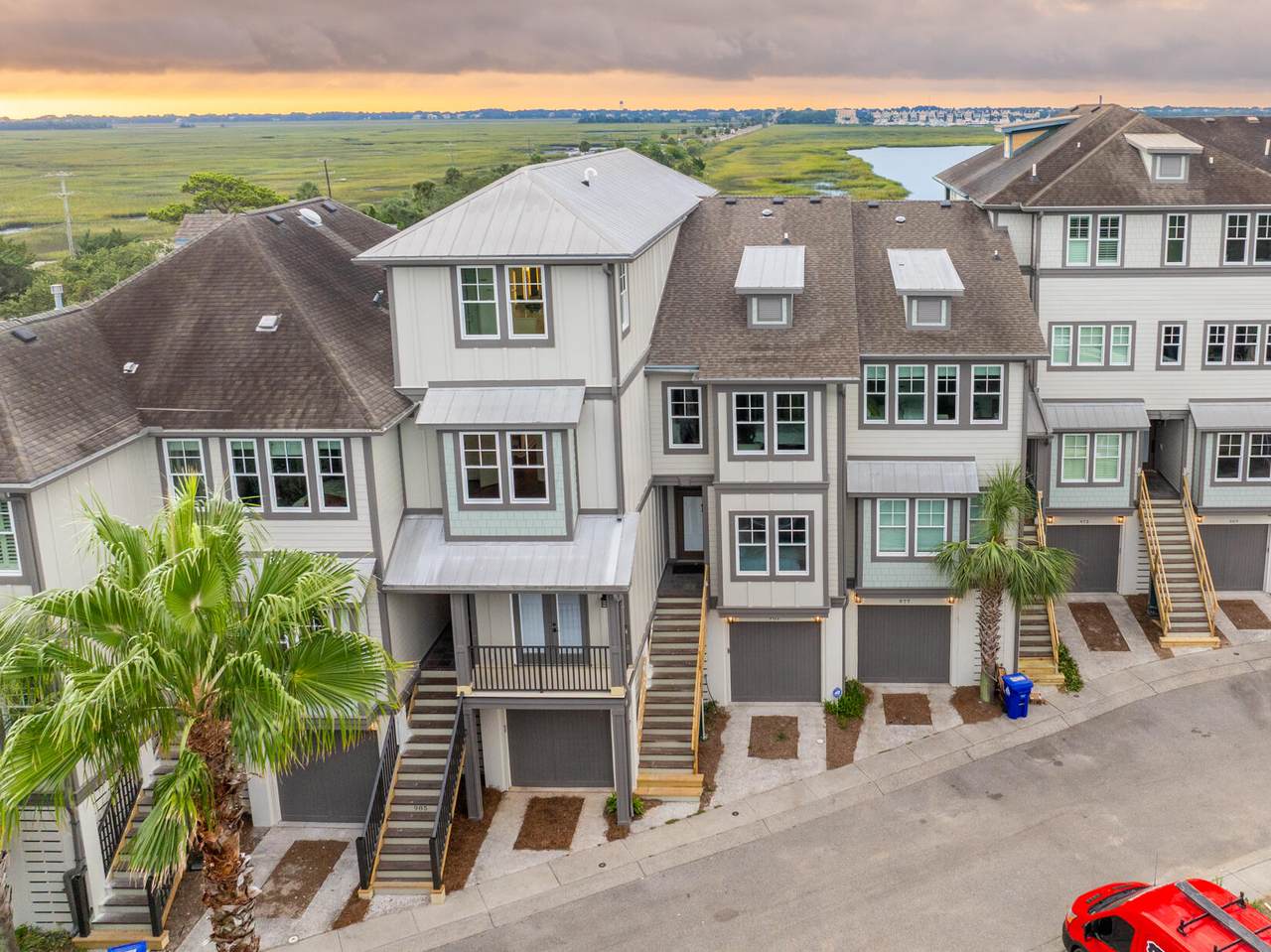 985 Cove Bay Lane - Photo 1