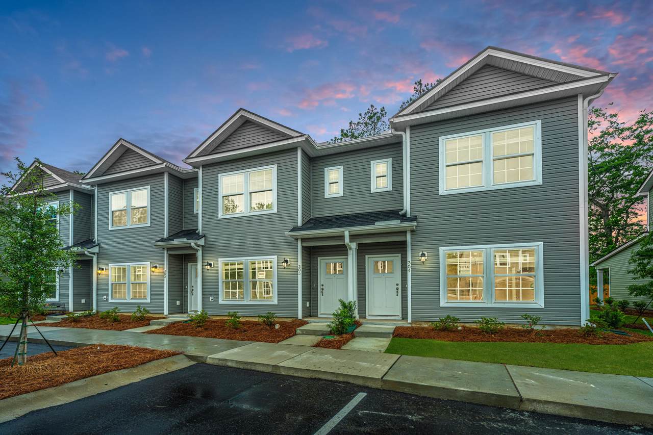 1301 Twin Rivers Drive - Photo 1