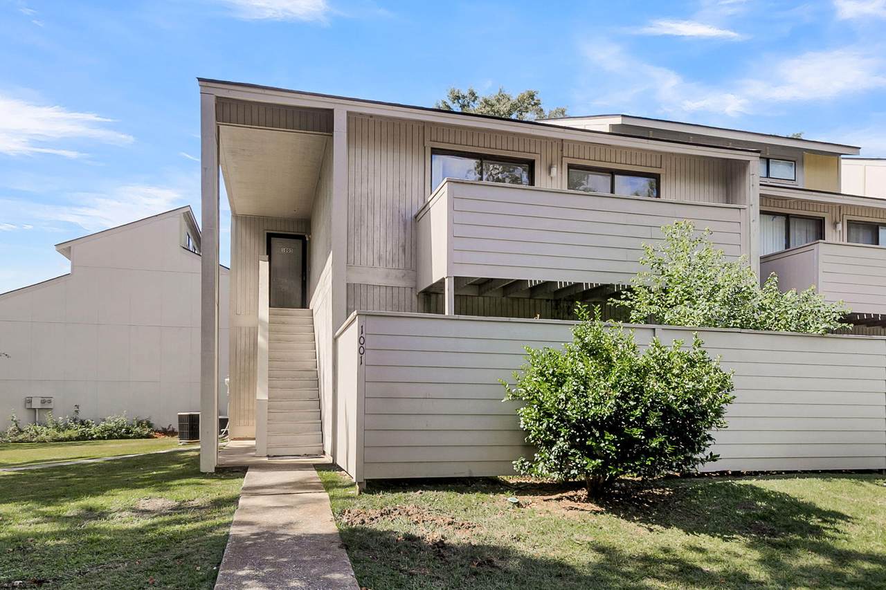 1005 Waterwood Drive - Photo 1