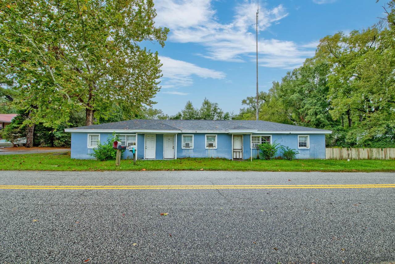 2205 Russelldale Avenue - Photo 1