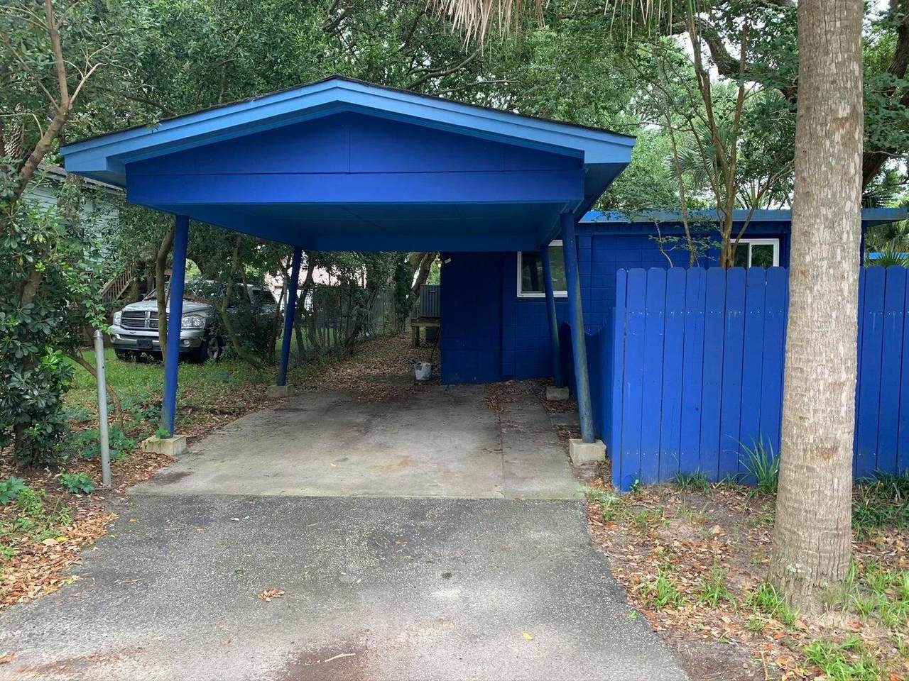806 Palm Boulevard - Photo 1