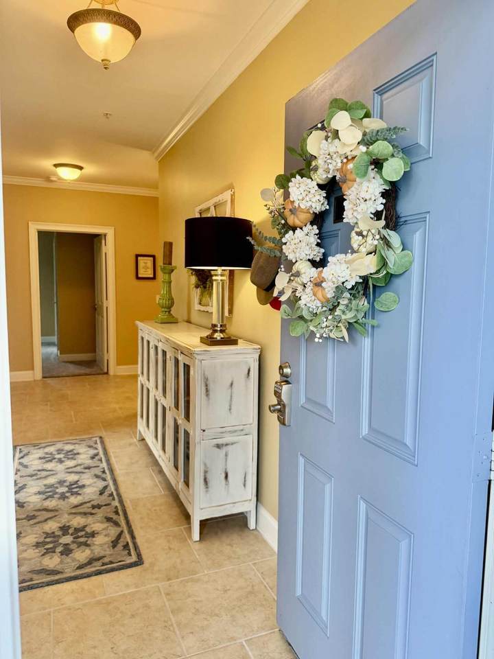 1096 Bridgeview Lane - Photo 1