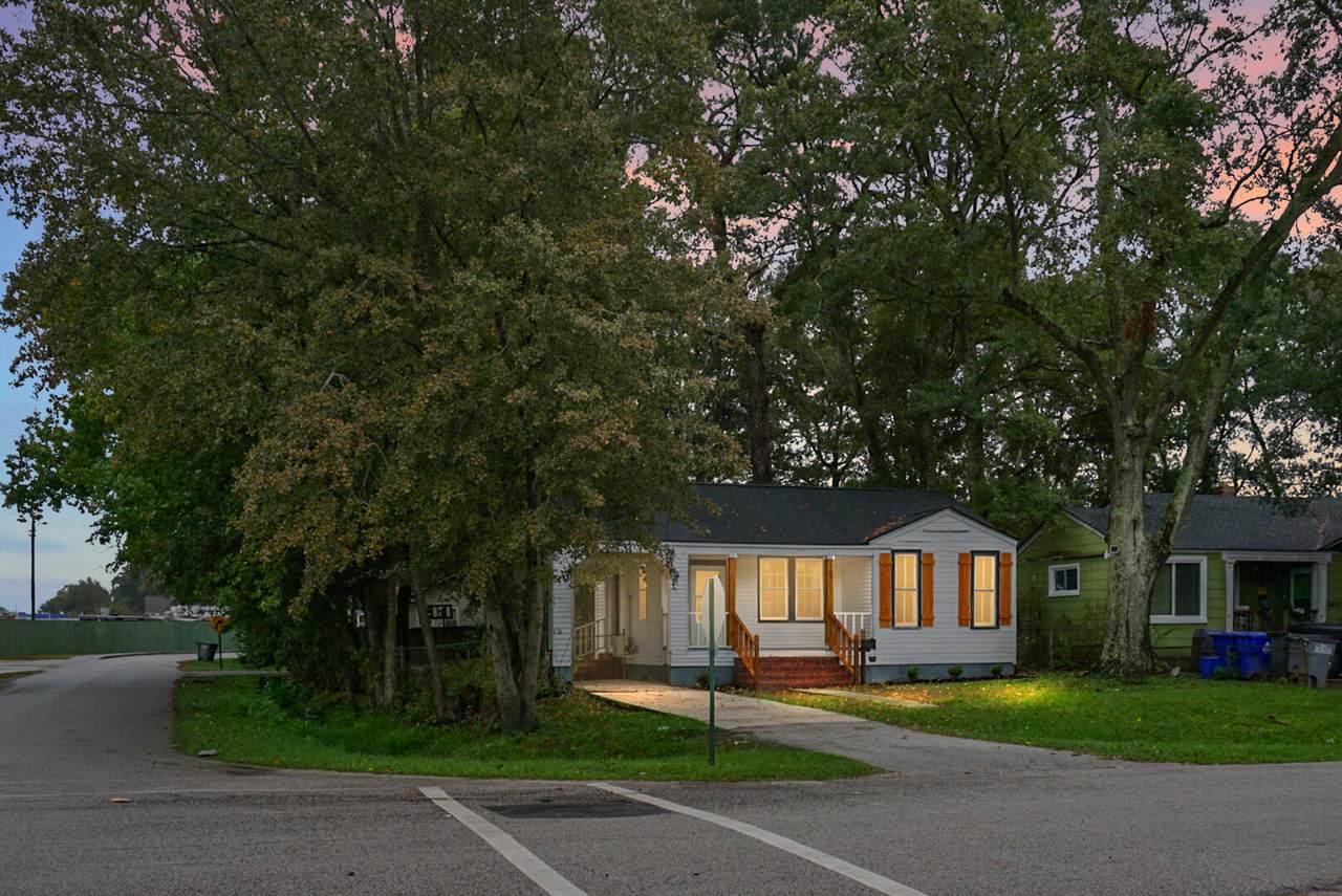 2601 Allen Drive - Photo 1