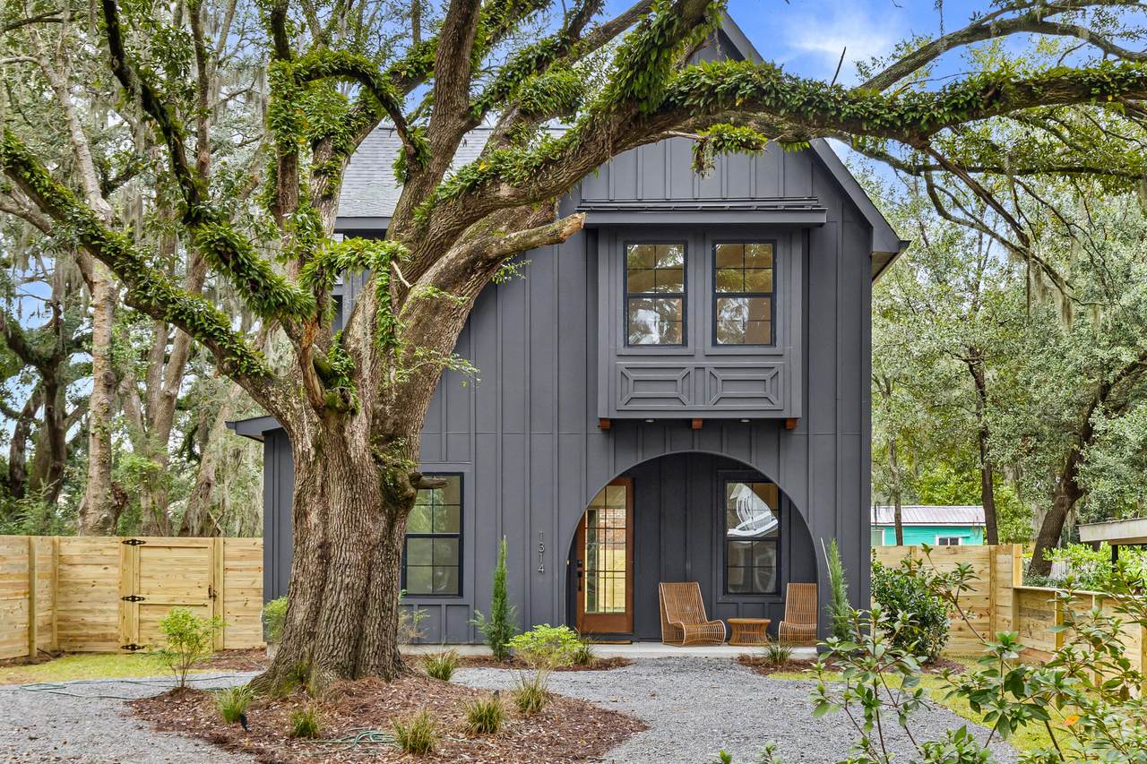 1314 Fretwell Street - Photo 1