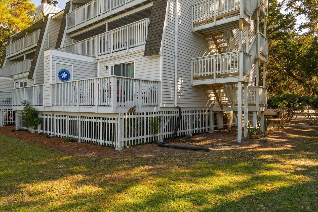 240 Sea Cloud Circle - Photo 1