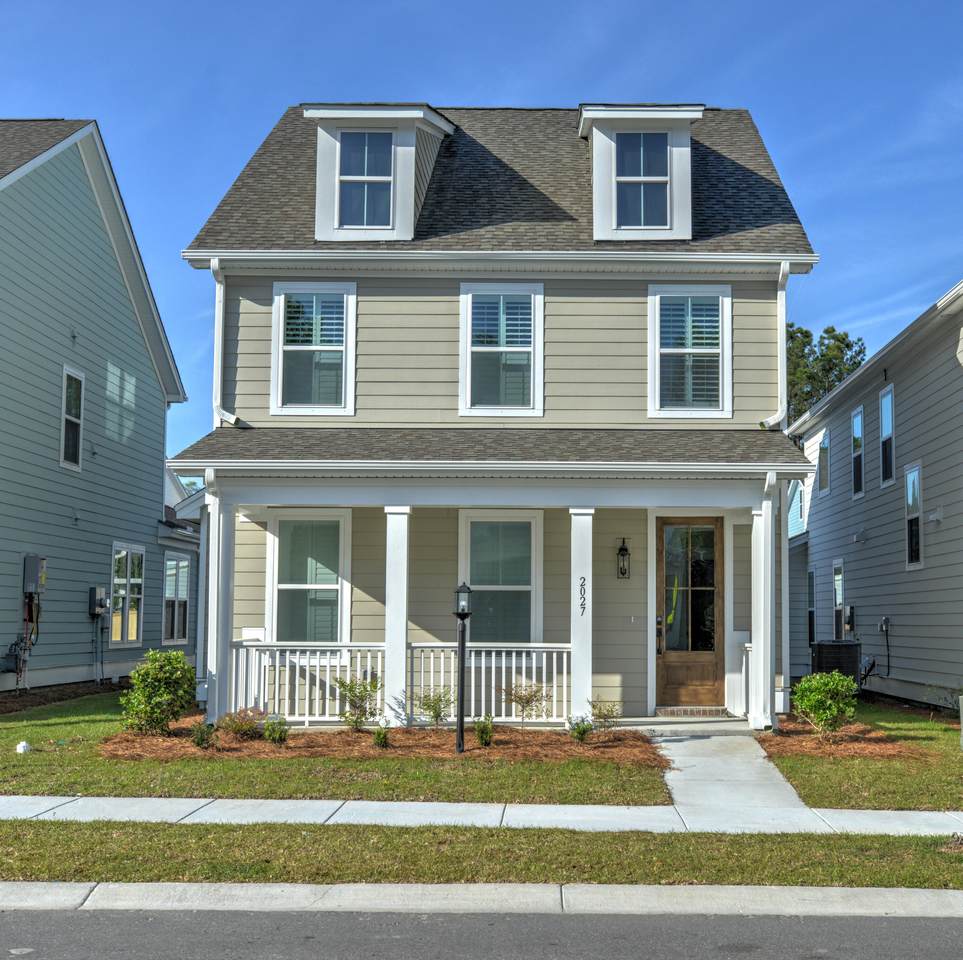 2027 Blue Bayou Boulevard - Photo 1