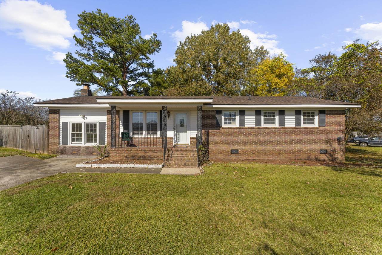 53 University Drive - Photo 1