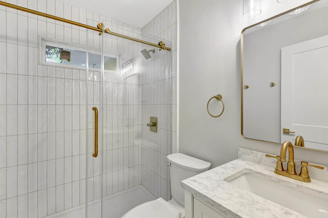 1757 Skinner Avenue - Photo 1