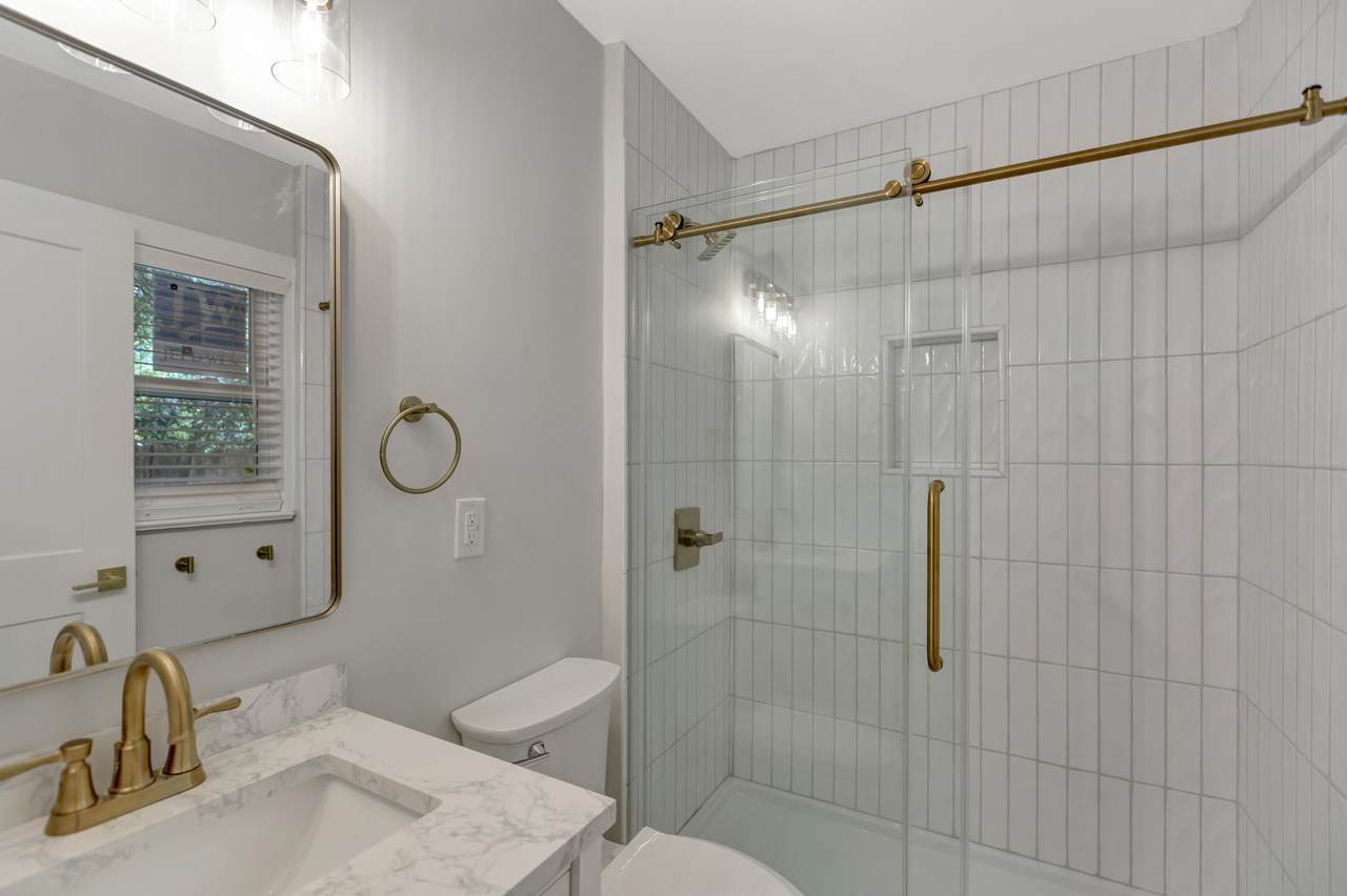 1757 Skinner Avenue - Photo 1