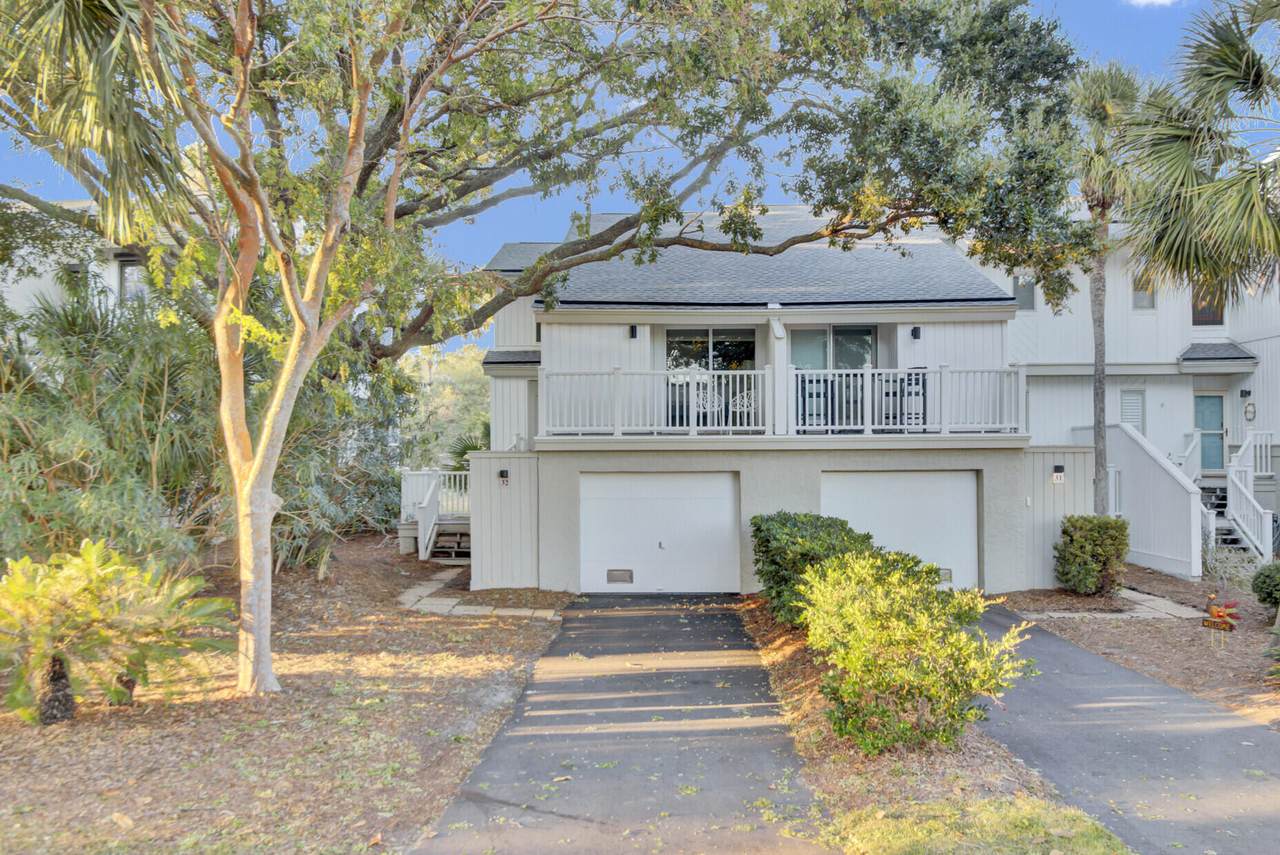 32 Back Court - Photo 1