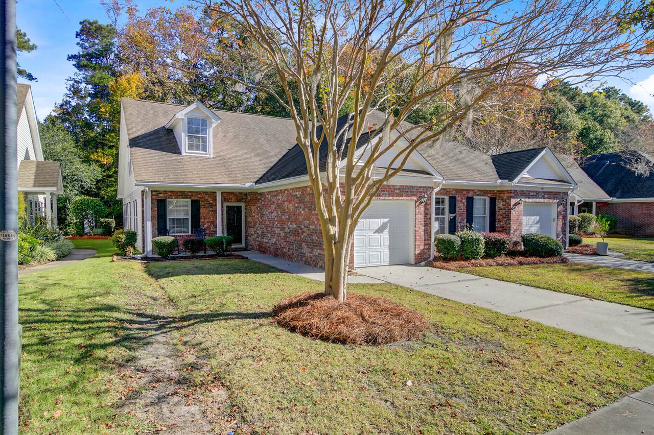 191 Larissa Drive - Photo 1