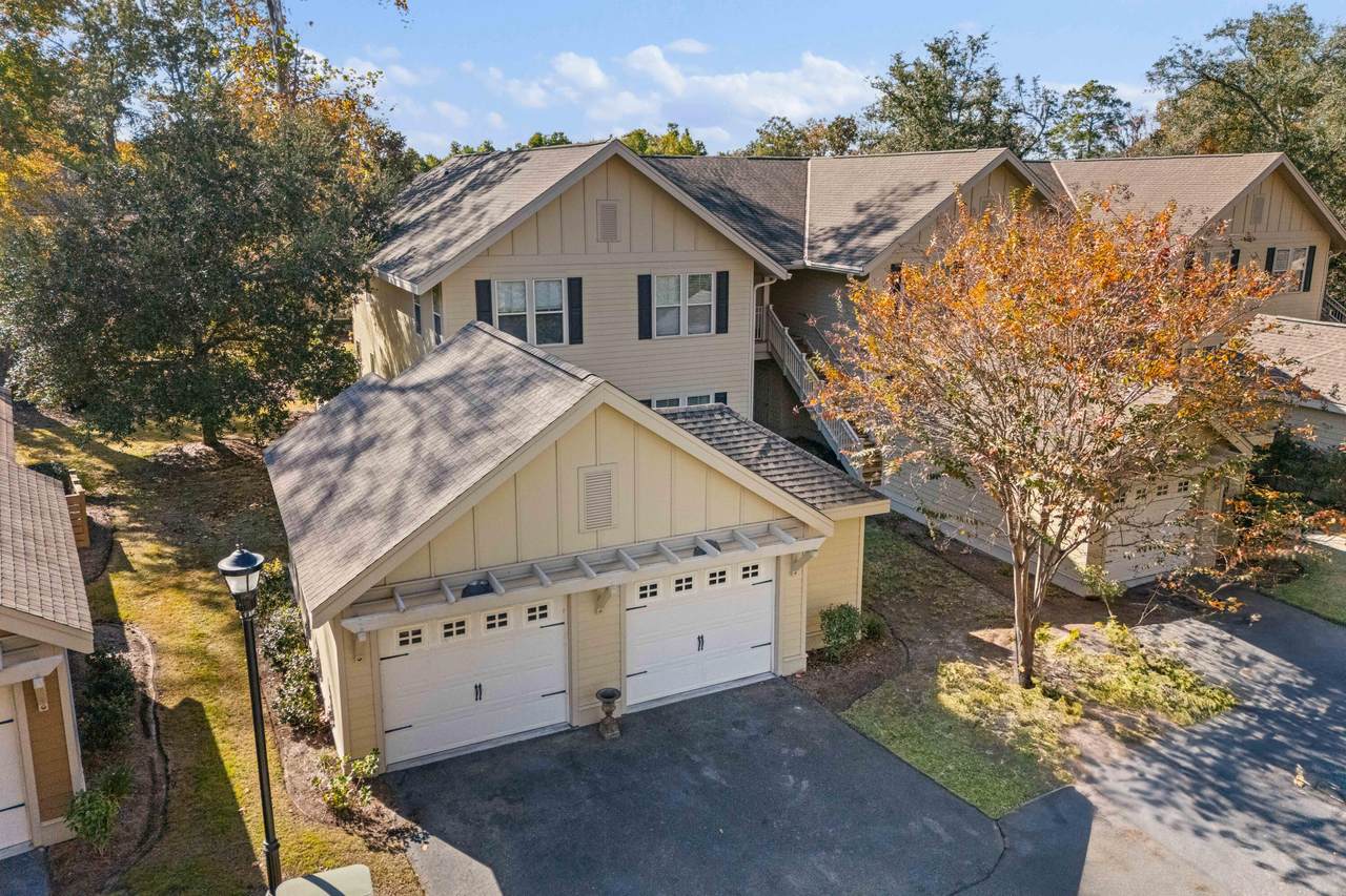 5548 Colonial Chatsworth Circle - Photo 1