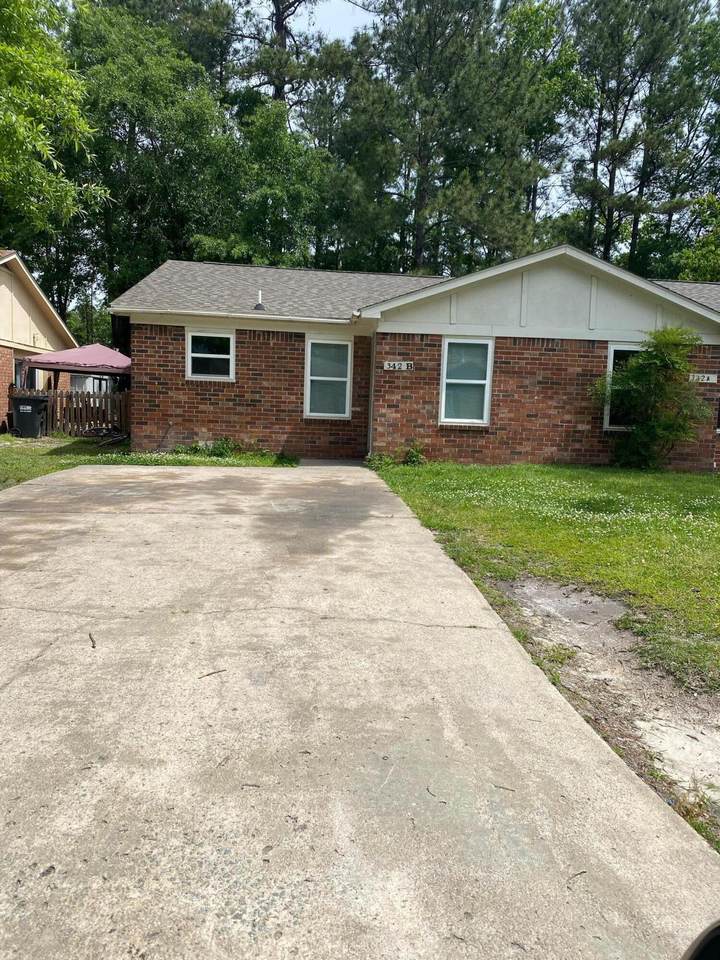 342 Dorchester Manor Boulevard - Photo 1